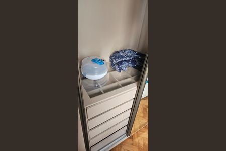 Apartamento para alugar com 83m², 3 quartos e sem vaga Apartamento para alugar com 83m², 3 quartos e sem vagaQuarto