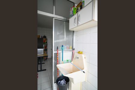 Apartamento à venda com 58m², 2 quartos e 1 vagaÁrea de Serviço