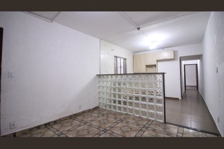 Casa para alugar com 2 quartos, 80m² em Jardim Tiete, São Paulo