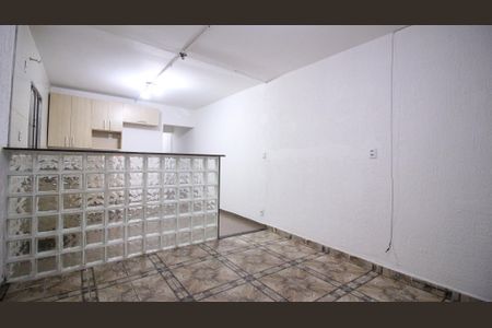 Casa para alugar com 2 quartos, 80m² em Jardim Tiete, São Paulo