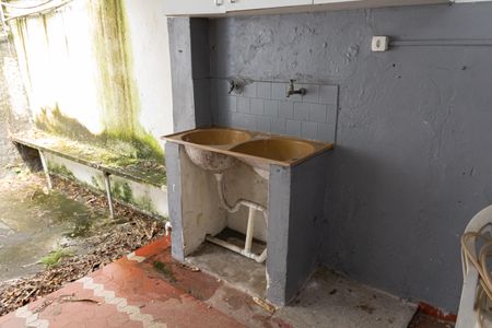 Casa para alugar com 110m², 2 quartos e 1 vagaÁrea de Serviço