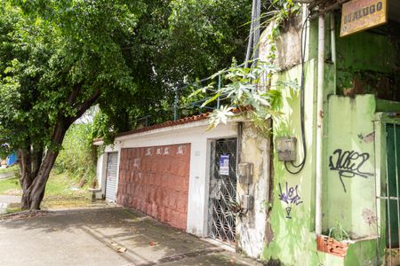 Casa para alugar com 110m², 2 quartos e 1 vagaFachada