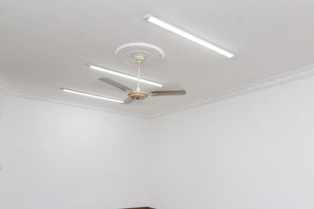 Sala de casa para alugar com 2 quartos, 110m² em Campo Grande, Rio de Janeiro