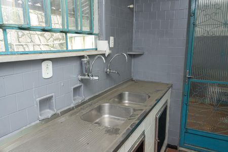 Casa para alugar com 110m², 2 quartos e 1 vagaCozinha