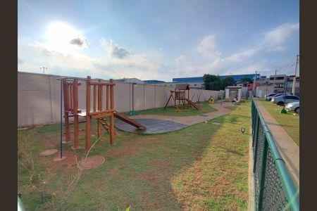 Apartamento para alugar com 42m², 2 quartos e sem vagaÁrea externa