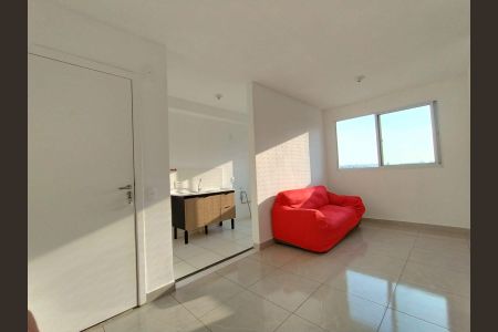 Sala de apartamento para alugar com 2 quartos, 42m² em Vila Nova Bonsucesso, Guarulhos