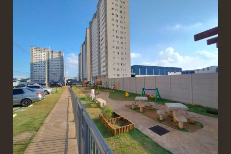Apartamento para alugar com 42m², 2 quartos e sem vagaÁrea externa