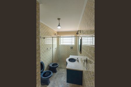 Casa à venda com 213m², 3 quartos e 4 vagasBanheiro da Suíte