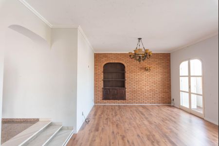 Casa à venda com 213m², 3 quartos e 4 vagasSala
