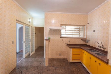 Casa à venda com 213m², 3 quartos e 4 vagasCozinha