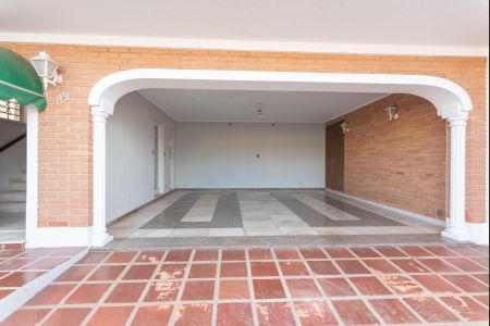 Casa à venda com 213m², 3 quartos e 4 vagasGaragem