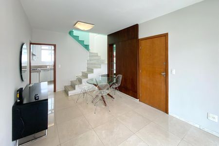 Sala de apartamento para alugar com 2 quartos, 150m² em Savassi, Belo Horizonte