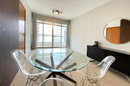 Sala de apartamento para alugar com 2 quartos, 150m² em Savassi, Belo Horizonte