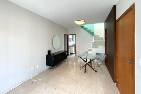 Sala de apartamento para alugar com 2 quartos, 150m² em Savassi, Belo Horizonte