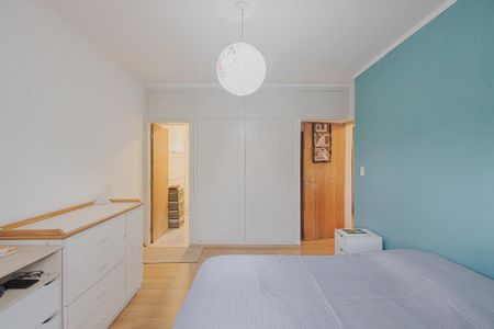 Casa à venda com 127m², 3 quartos e 2 vagas Casa à venda com 127m², 3 quartos e 2 vagasSuíte