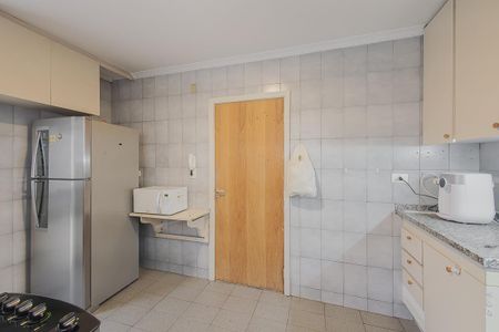 Casa à venda com 127m², 3 quartos e 2 vagas Casa à venda com 127m², 3 quartos e 2 vagasCozinha