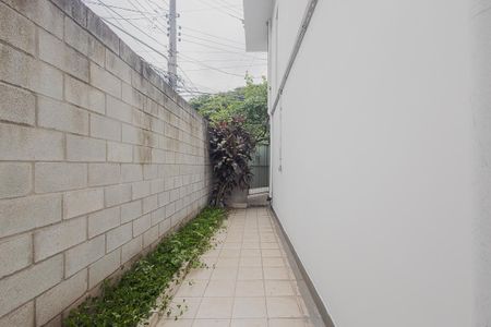 Casa à venda com 127m², 3 quartos e 2 vagas Casa à venda com 127m², 3 quartos e 2 vagasEntrada