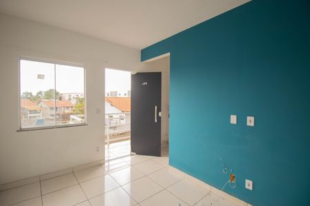 Sala de apartamento para alugar com 1 quarto, 33m² em Trindade, São Gonçalo