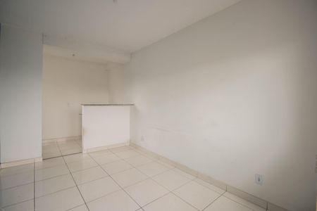 Sala de apartamento para alugar com 1 quarto, 33m² em Trindade, São Gonçalo