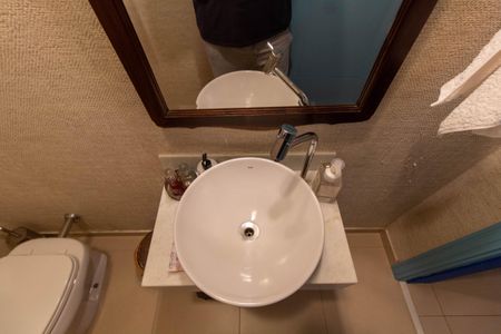 Casa de condomínio à venda com 128m², 3 quartos e 2 vagasLAVABO