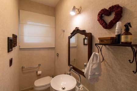 Casa de condomínio à venda com 128m², 3 quartos e 2 vagasLAVABO