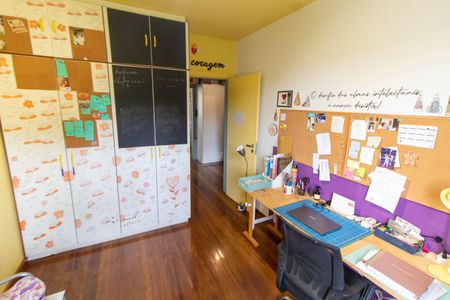 Casa de condomínio à venda com 128m², 3 quartos e 2 vagasQUARTO 1