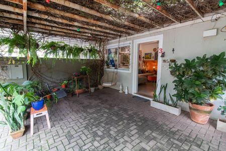 Casa de condomínio à venda com 128m², 3 quartos e 2 vagas FACHADA