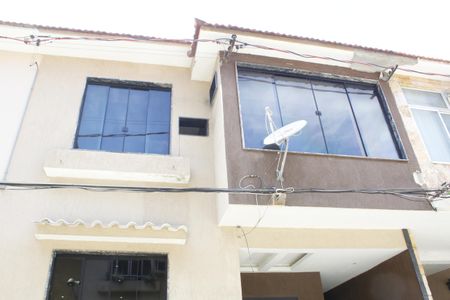 Casa de condomínio à venda com 140m², 3 quartos e 1 vagaFachada