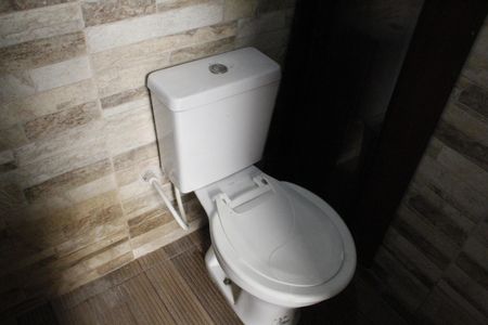 Casa de condomínio à venda com 140m², 3 quartos e 1 vagaÁrea de Serviço