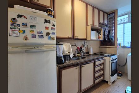 Apartamento à venda com 57m², 2 quartos e 1 vagaCozinha 