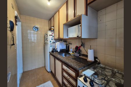 Apartamento à venda com 57m², 2 quartos e 1 vagaCozinha 