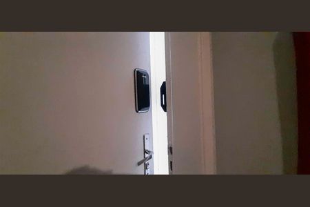 Apartamento para alugar com 65m², 3 quartos e 1 vagaFechadura Eletrônica