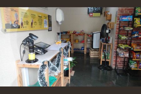 Apartamento para alugar com 65m², 3 quartos e 1 vagaMini Mercado