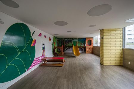 Apartamento à venda com 55m², 2 quartos e 1 vagaÁrea comum