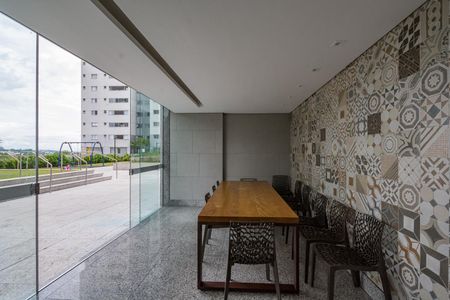 Apartamento à venda com 55m², 2 quartos e 1 vagaÁrea comum