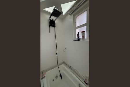 Apartamento à venda com 260m², 4 quartos e 4 vagasBanheiro da Suíte 2