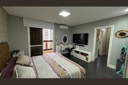 Apartamento à venda com 260m², 4 quartos e 4 vagasSuite 1