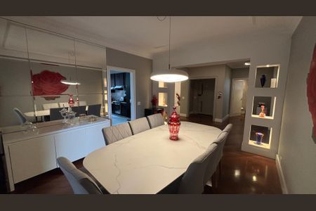 Apartamento à venda com 260m², 4 quartos e 4 vagasSala de Jantar