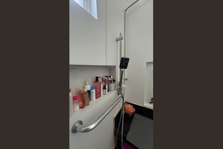 Apartamento à venda com 260m², 4 quartos e 4 vagasBanheiro da Suíte 1