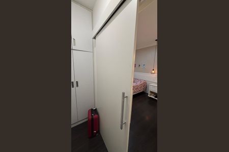 Apartamento à venda com 260m², 4 quartos e 4 vagasBanheiro da Suíte 3