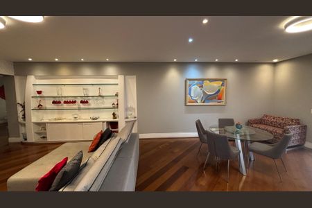 Apartamento à venda com 260m², 4 quartos e 4 vagasSala - Sala de Estar