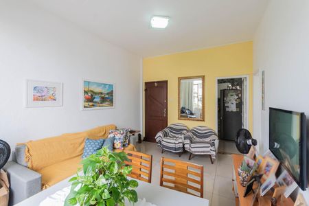 Apartamento à venda com 94m², 3 quartos e sem vagaSala