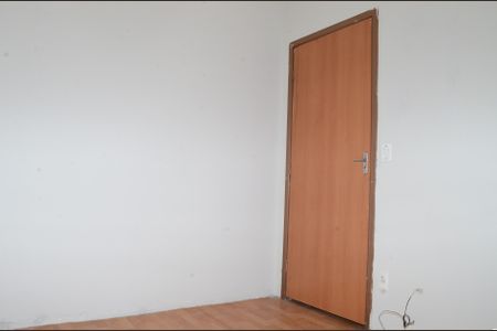 Quarto 1 de apartamento para alugar com 2 quartos, 44m² em Jardim Vitoria, Belo Horizonte