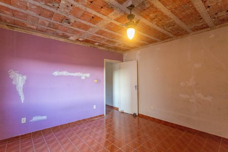 Casa à venda com 207m², 6 quartos e 2 vagas Casa à venda com 207m², 6 quartos e 2 vagasCasa 3 - quarto 1
