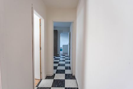 Casa à venda com 207m², 6 quartos e 2 vagas Casa à venda com 207m², 6 quartos e 2 vagasCasa 1 - corredor