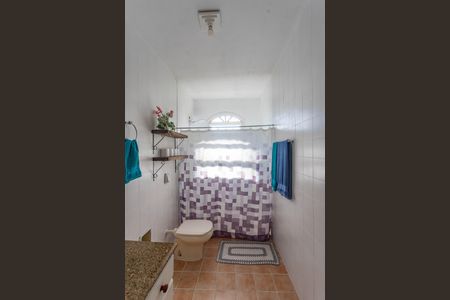 Casa à venda com 207m², 6 quartos e 2 vagas Casa à venda com 207m², 6 quartos e 2 vagasCasa 1 - banheiro 1