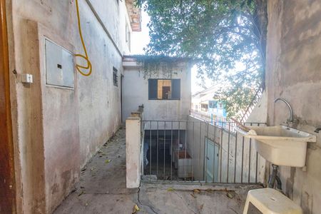 Casa à venda com 207m², 6 quartos e 2 vagas Casa à venda com 207m², 6 quartos e 2 vagasCasa 2 - área de serviço