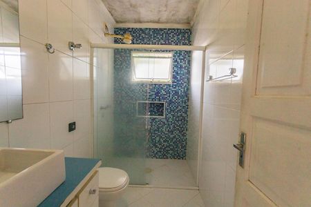 Casa à venda com 207m², 6 quartos e 2 vagas Casa à venda com 207m², 6 quartos e 2 vagasCasa 3 - banheiro