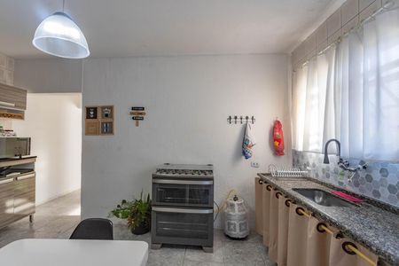 Casa à venda com 207m², 6 quartos e 2 vagas Casa à venda com 207m², 6 quartos e 2 vagasCasa 1 - cozinha