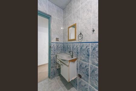 Casa à venda com 207m², 6 quartos e 2 vagas Casa à venda com 207m², 6 quartos e 2 vagasCasa 2 - banheiro